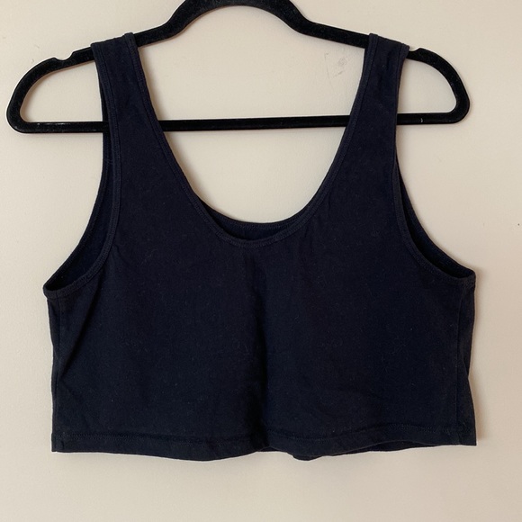 [S] Aritzia Wilfred Free Cropped Tank Top | Black - Picture 2 of 4